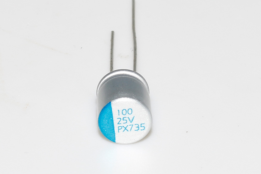 固态电容6.3x7 100