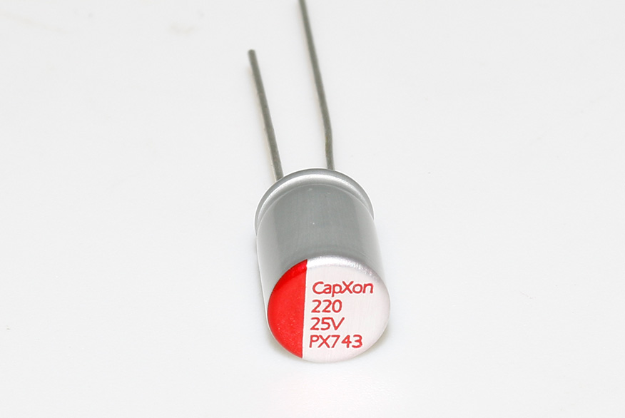 固态电容6.3x9 220